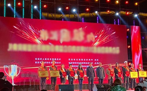 Ѱ������Т������佱����ۺ�У���ѡ10ƪ��