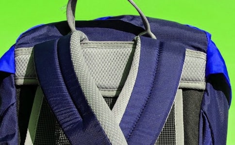 双肩背包能上飞机吗