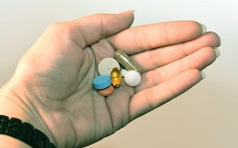 吃药的痛苦心情说说