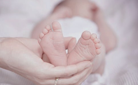 ����Ӥ�������ľ��Ӷ���