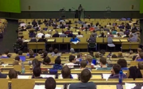 ��ѧ���뵳��˼�뱨��