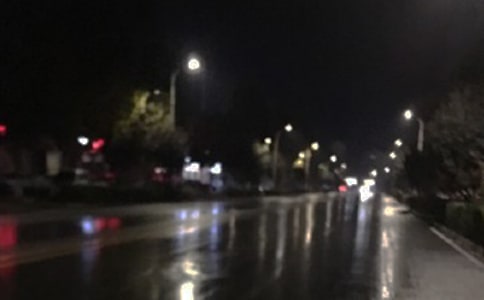 黑夜一个人的伤感说说