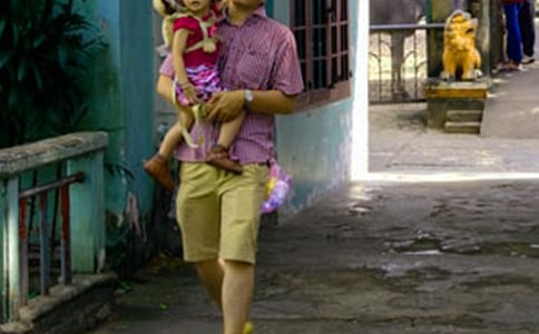 美国名校舞弊案 首对家长认罪行贿 或被判刑