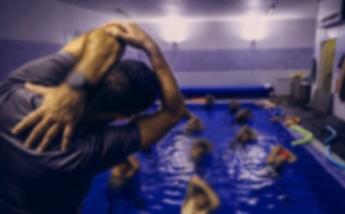 ��ȡ��У���۽���Ա�ʸ���Ҫʲô����