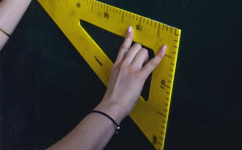 教育机构贩卖焦虑 学生上千元暑期培训报名靠抢