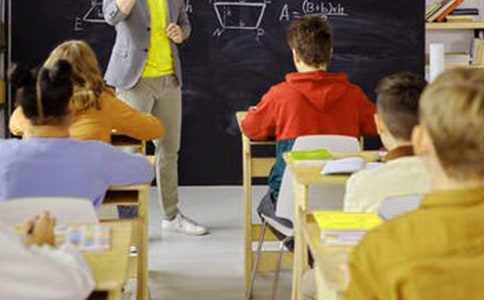 教育部:不得以国学为名传授三从四德等封建糟粕