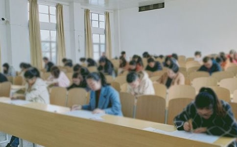 2018��������ҵ��ѧ��ѵ��Ŀʱ�䰲��,��һ������ѧ���Ծ�ѵʱ��