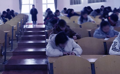 2018������������ѧ��ѵ��Ŀʱ�䰲��,��һ������ѧ���Ծ�ѵʱ��