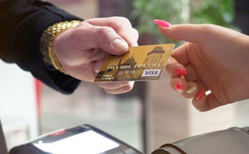 �ͻ����鱨��