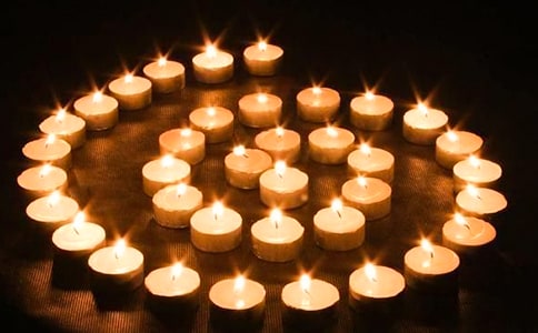 有关蜡烛的作文300字六篇