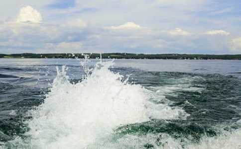 滚滚长江东逝水,浪花淘尽英雄的意思