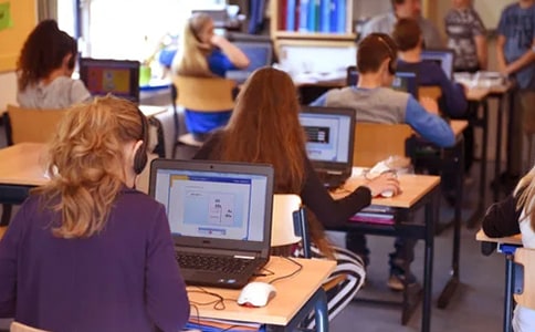 �����УҲ��ʼ�����ڿ� ��ѧ�ή����