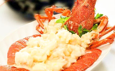 龙虾配啤酒幽默说说