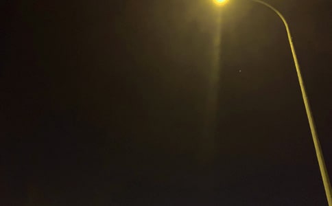 有关路灯的作文300字三篇