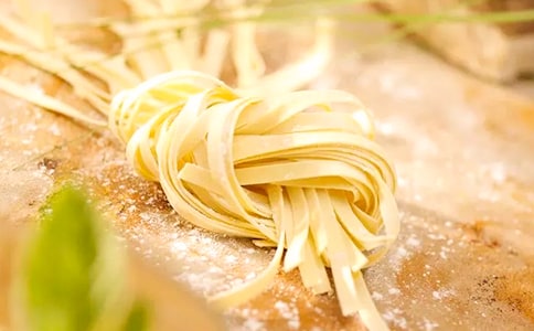 ��������Ӣ��