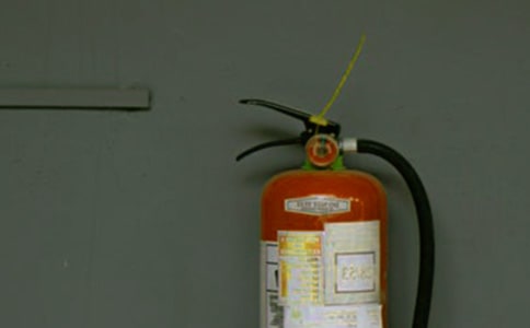 扑灭可燃气体用什么灭火器