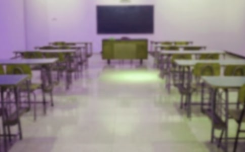 ������лĸУ���ġ���ѡ��