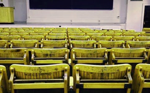 ����ĸУС��������1200��