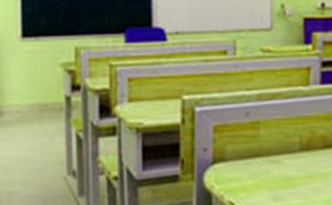 �����ҵ�ĸУС��������600��