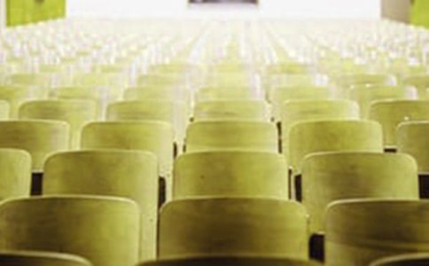 ��ѡ�ж�ĸУ����300��3ƪ