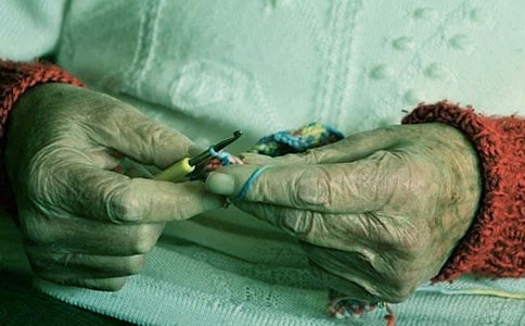 �ڼ����������