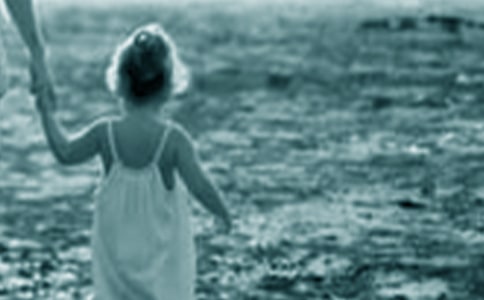 夸女儿是小棉袄的说说