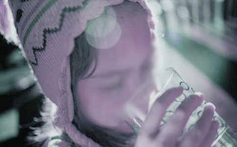 ˼��Ů����˵˵ 