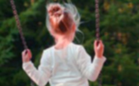 ��Щ��,����һ��׷��Ů������̨��