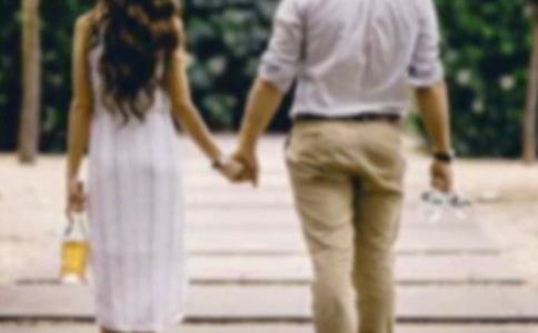 ˼��Ů�ѵ�˵˵