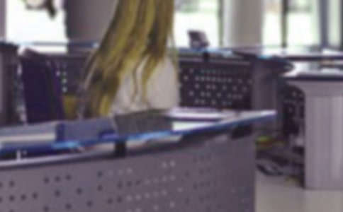 前台自我鉴定(集锦15篇)