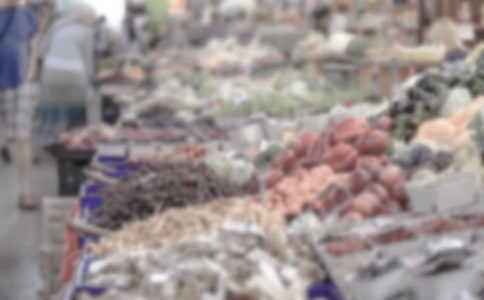 [��]�г����鱨��