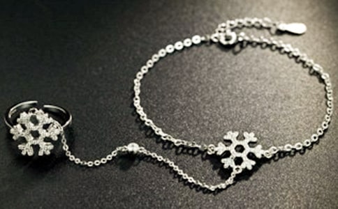 【精华】手链的作文300字三篇