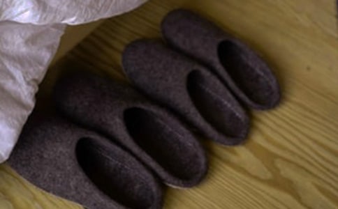 ����Ь������