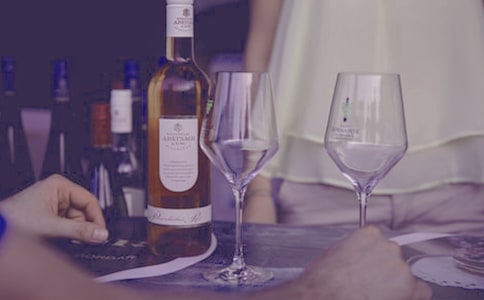 发朋友圈相亲的搞笑说说