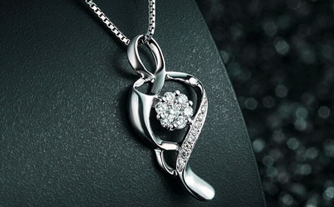 ���ڡ������������