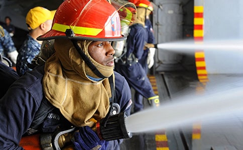 2018年关于我是小小消防员手抄报内容