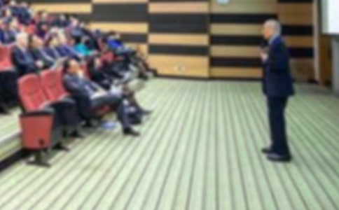 ��ɲ���ѡ�ݽ��塾��15ƪ��