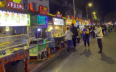 有关夜市作文300字四篇