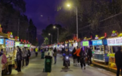 ��ѡ��ҹ������300����ƪ