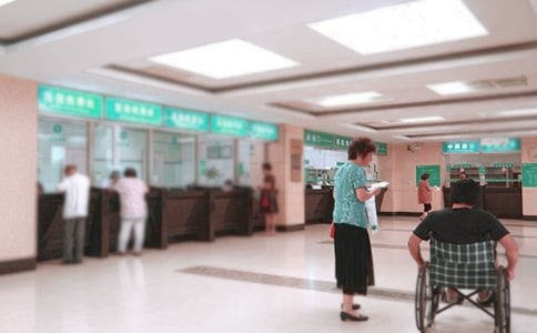 ���ڴ�ѧ�м�������ҽԺ