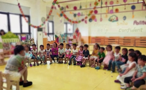 �׶�԰С������������