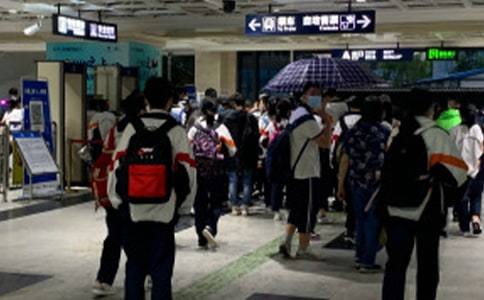 【推荐】中学生评语