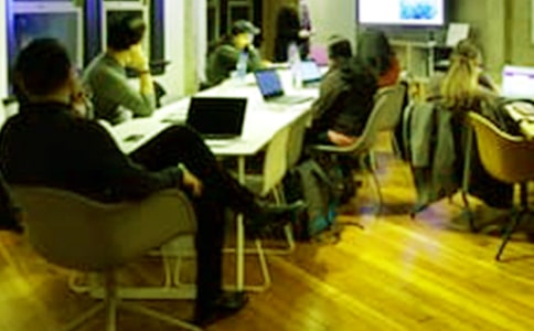 在全市大学生村官创业成才座谈会上发言材料